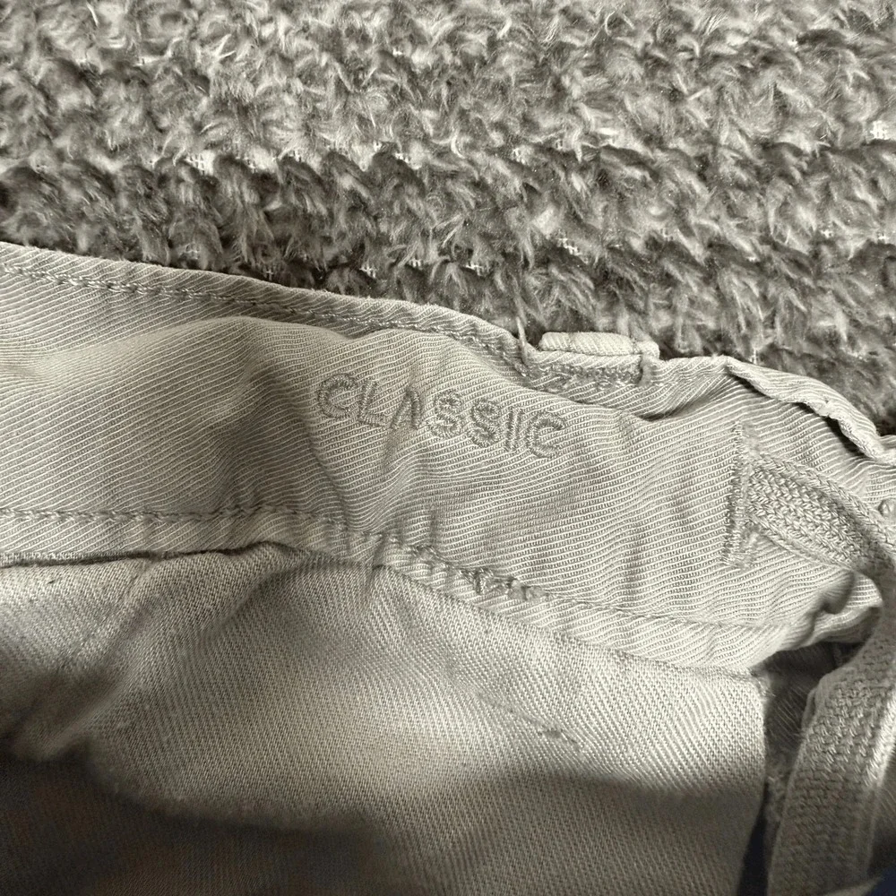 American Eagle Mens Flex Classic Shorts Size 33 Gray Chino Flat Front - Picture 7 of 9